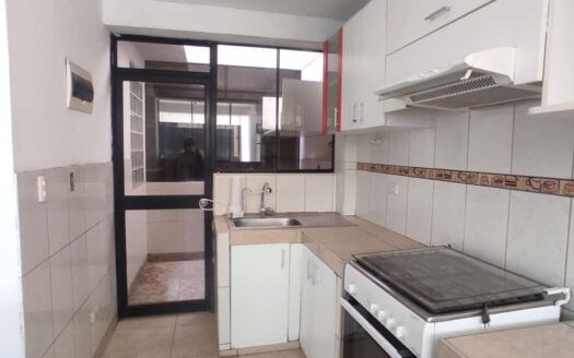 Casa en Venta 03 pisos – Carabayllo